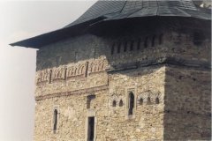 Suczawa, monastyr ormiański Zamca, budynek wieży bramnej