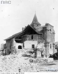 budynek dawnego kościoła św. Ducha przed zburzeniem, fotografia I. Kriegera, 1892 r.