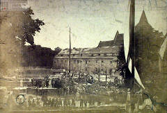 uroczystość związana z budową Teatru im. Słowackiego, w tle budynki dawnego klasztoru duchaków